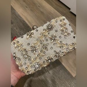 The perfect bridal clutch - From St. Xavier